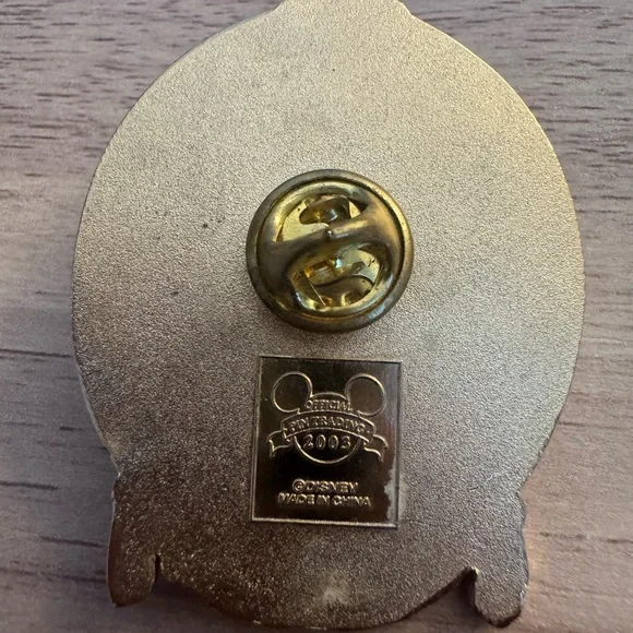 Rare Vintage Sleeping Beauty Cameo Pin - Pink and Cream - Picture 3 of 3